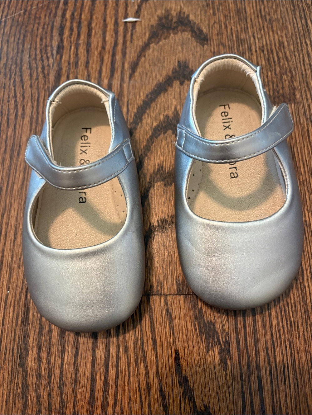 Girls' Silver Mary Jane Shoes